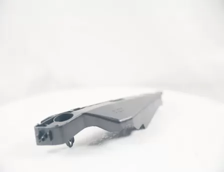 Front bumper lug right C30