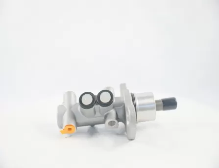 Brake master cylinder  CHERY T11