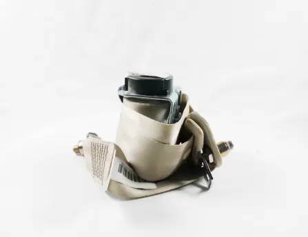 Seat belt front right  E150