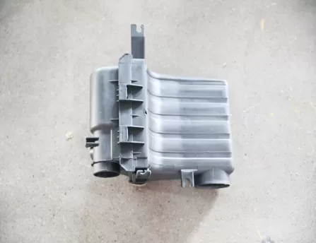 Air filter housing  Swift
