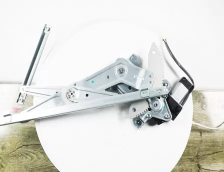 Lifter Front Right Electric  N400