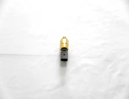 Booster pump sensor plug Bestune B50