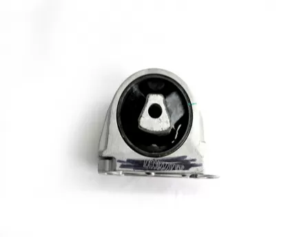 Before the engine rubber pad  Azkarra