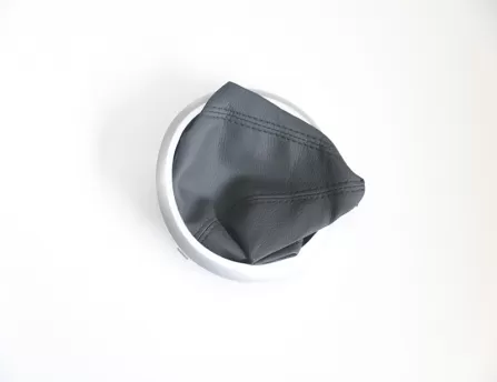 Shift dust cover  SX4