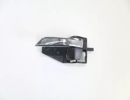Inner handle left  S-CROSS