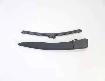 Rear wiper arm assembly  CS75 PLUS
