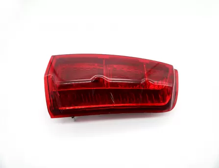 Rear light upper right - supreme  H5