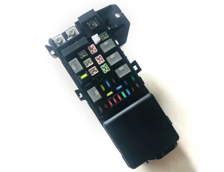 Power distribution box BYD G6