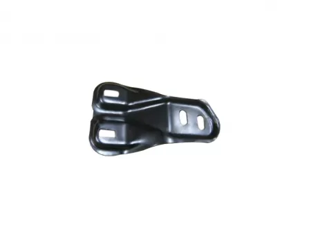 Left rear bumper bracket (3) Safe